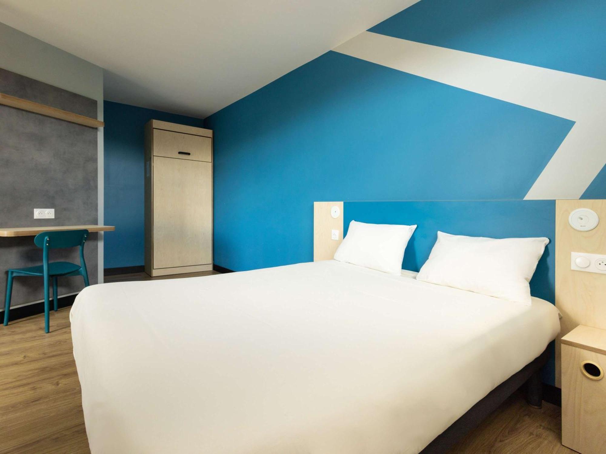 Ibis Budget Nanterre La Defense Exterior photo